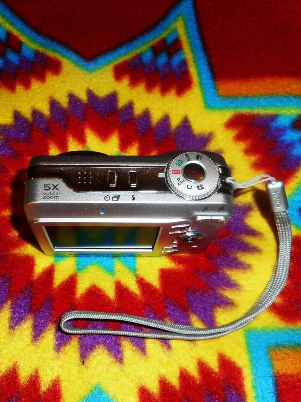 Kodak EasyShare C875 Silver Digital Camera w/Cord, SD Card, and Carry Case